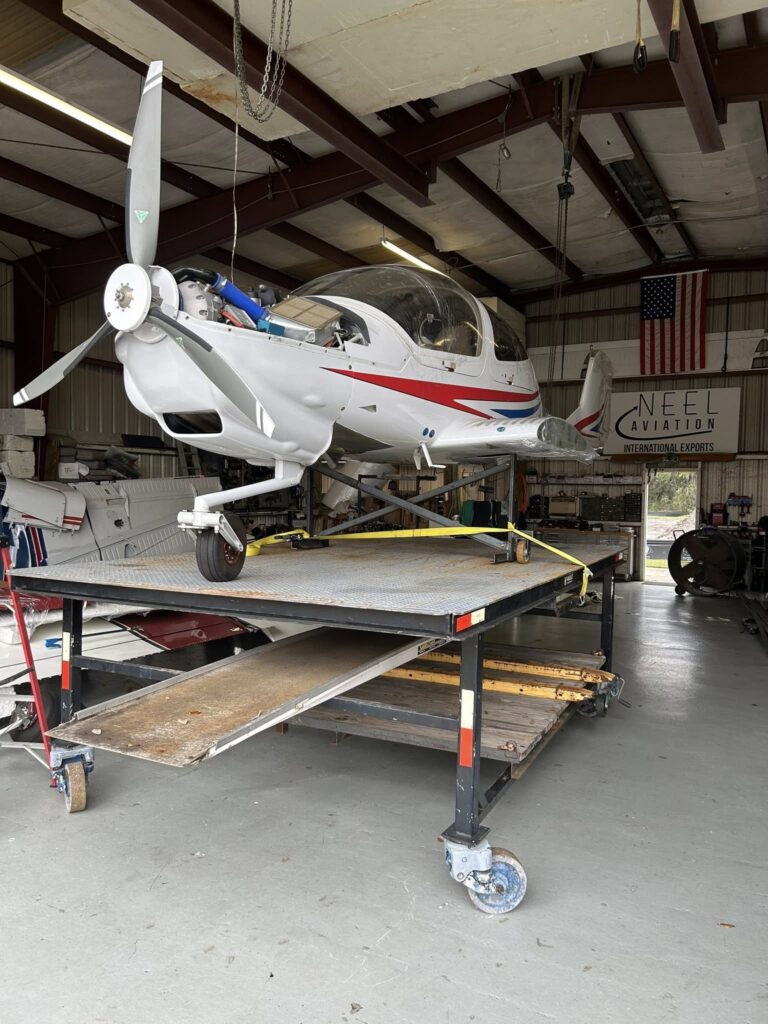 Diamond DA40 aircraft being containerized by Neel Aviation for shipment to the United Kingdom